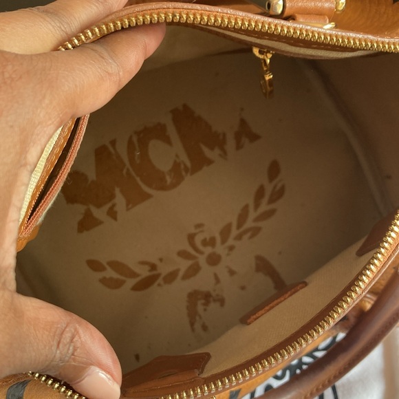 MCM BOSTON BAG - Picture 4 of 6